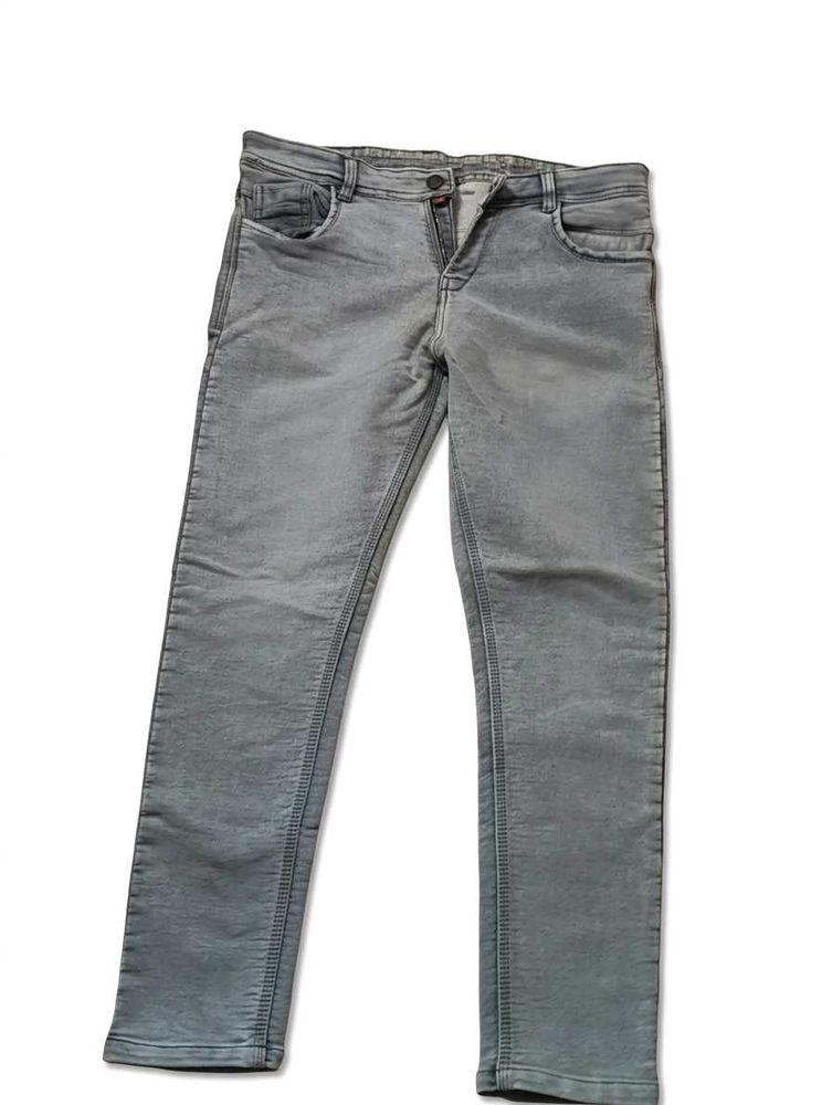 Light Wash Slim Fit Jeans