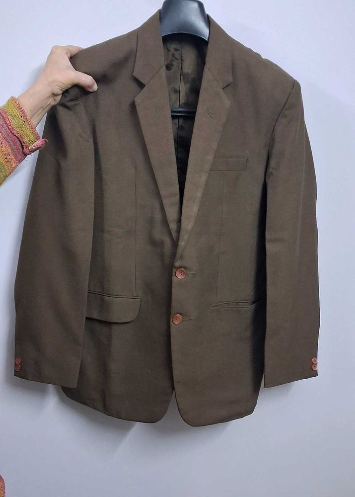 Coat And Pant Two Piece Set In Good Condition