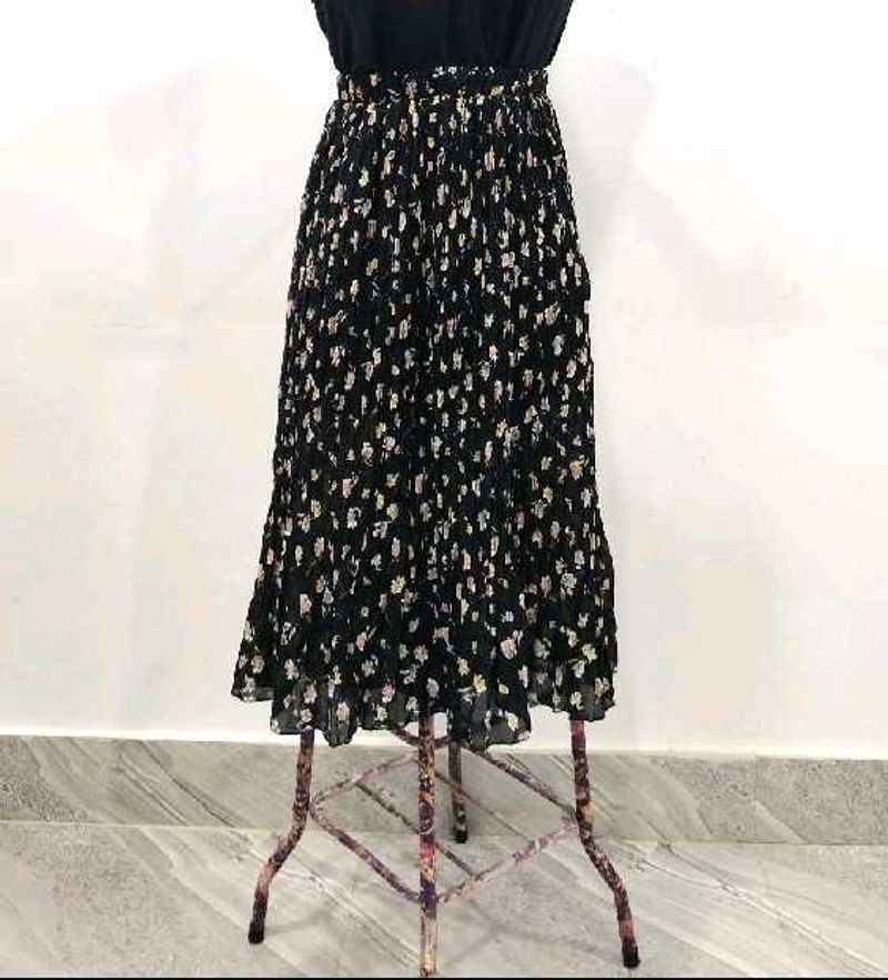 Floral Pleated Midi Skirt