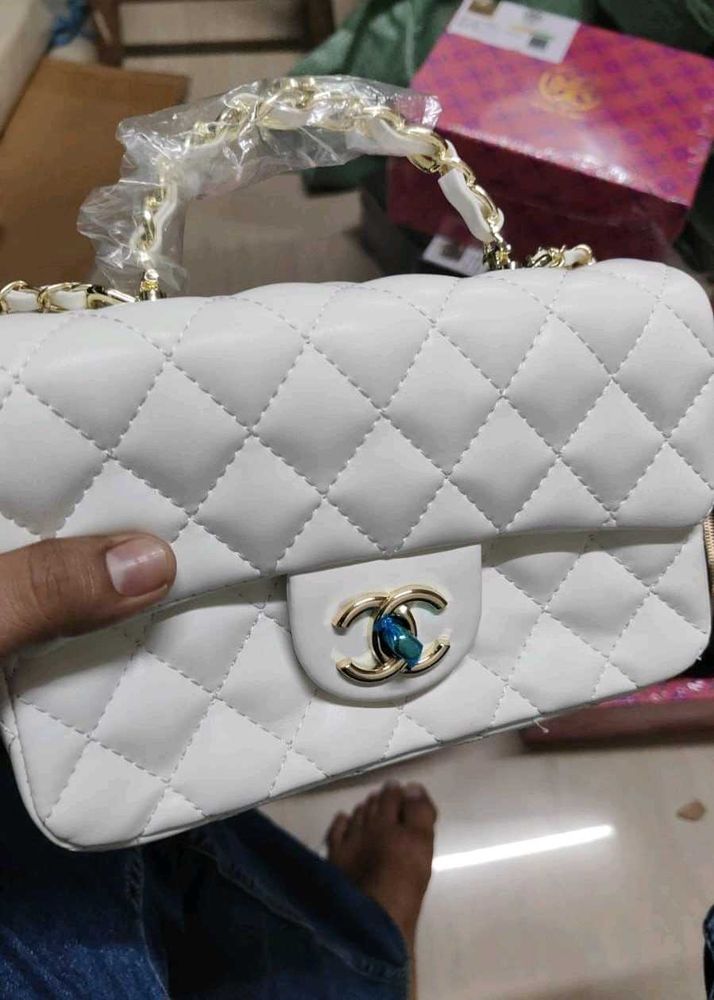 Chanel Classic Flap Handbag in quilted leather WD