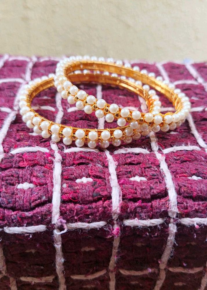 Pearl Bangle Set