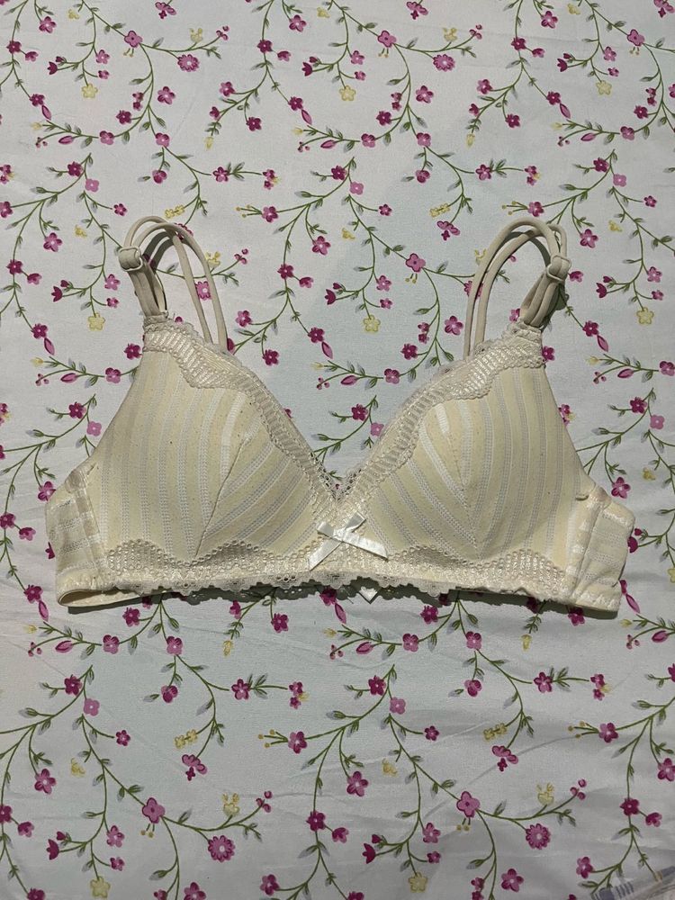 Cream Striped Lace Trim Bra