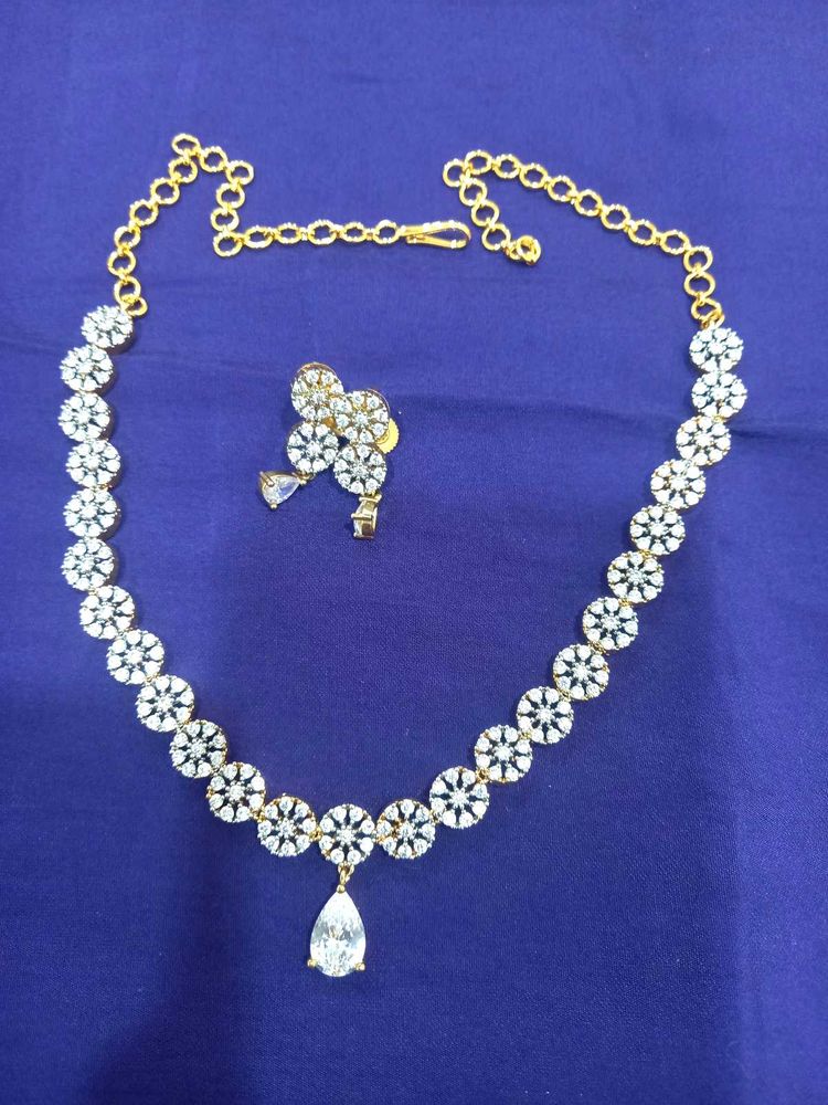 Stunning CZ Diamond Necklace &amp; Earrings Set