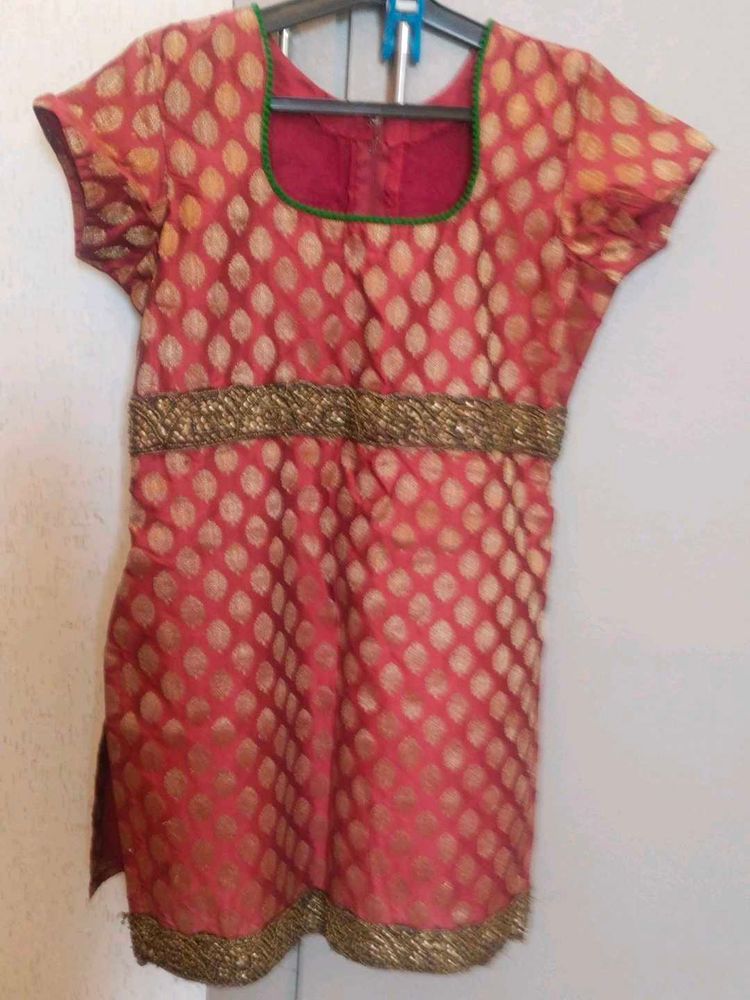 Red &amp; Gold Tunic/kurti for sharara/patiyala