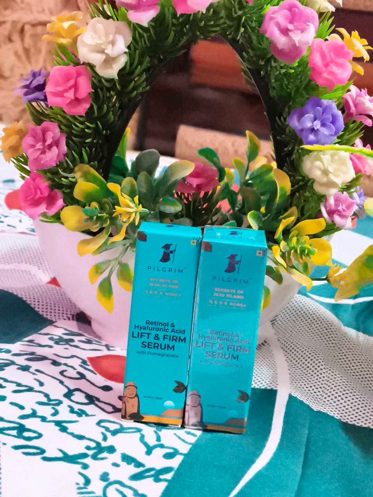 pack of 2 PILGRIM Korean 0.5% Retinol &amp; 1% Hyaluro