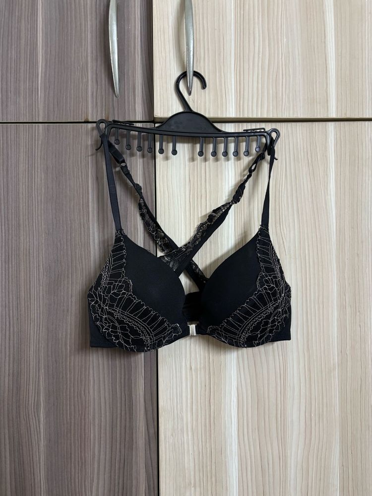 Black Lace Trim Push-Up Bra