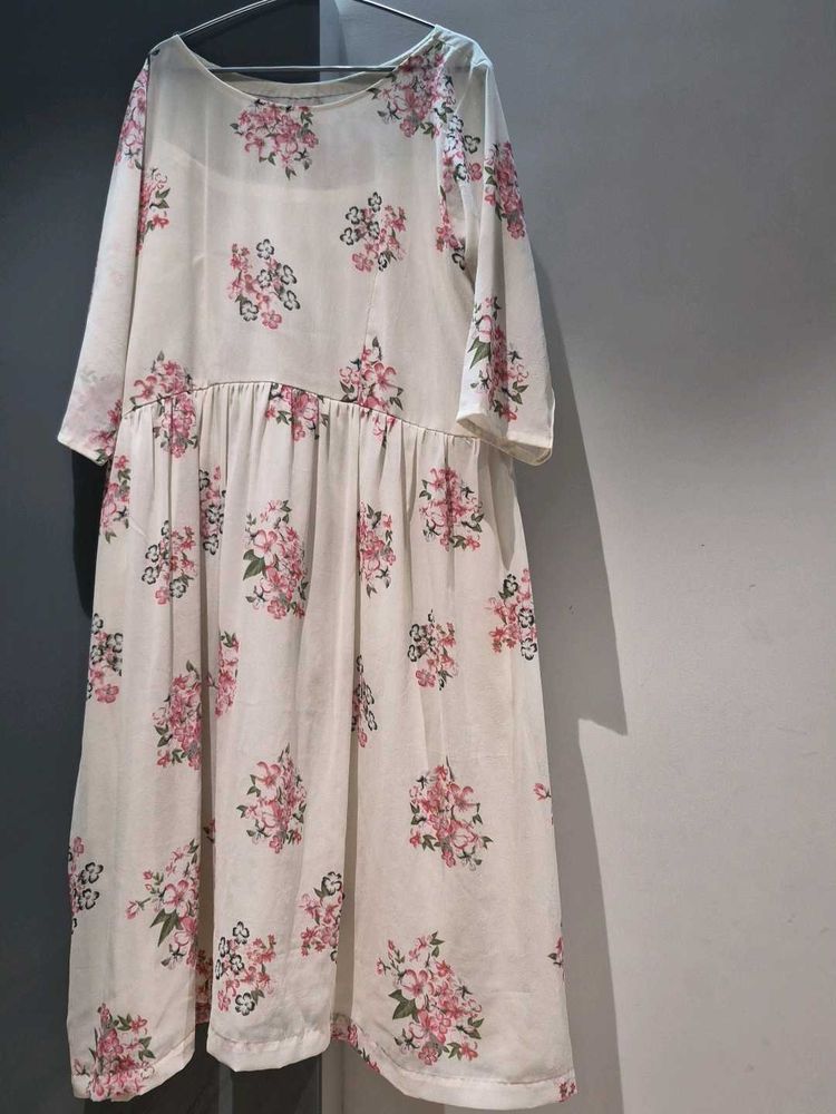 Pretty Floral Print Midi Dress