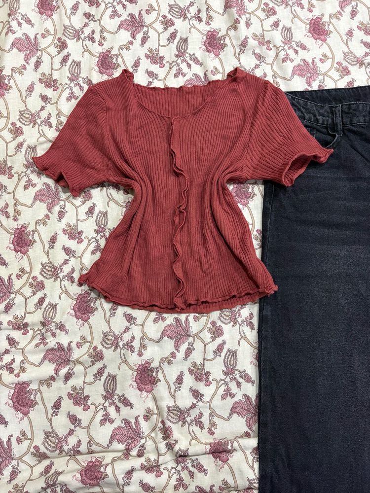 Ribbed Short Sleeve Top
