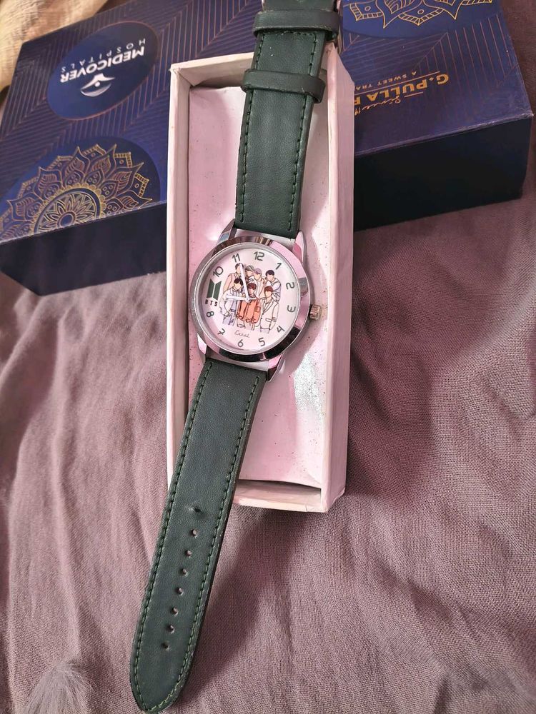 Analog Wrist Watch