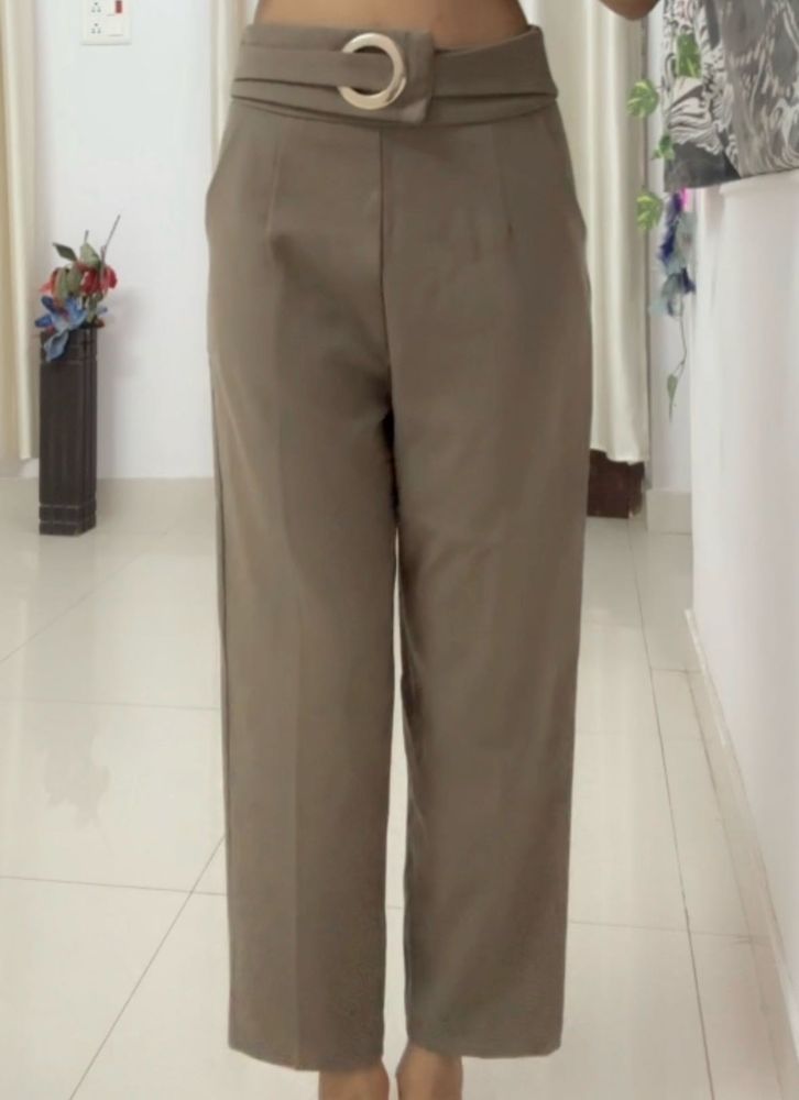 Stylish Taupe Belted Wide-Leg Pants 26-28 size