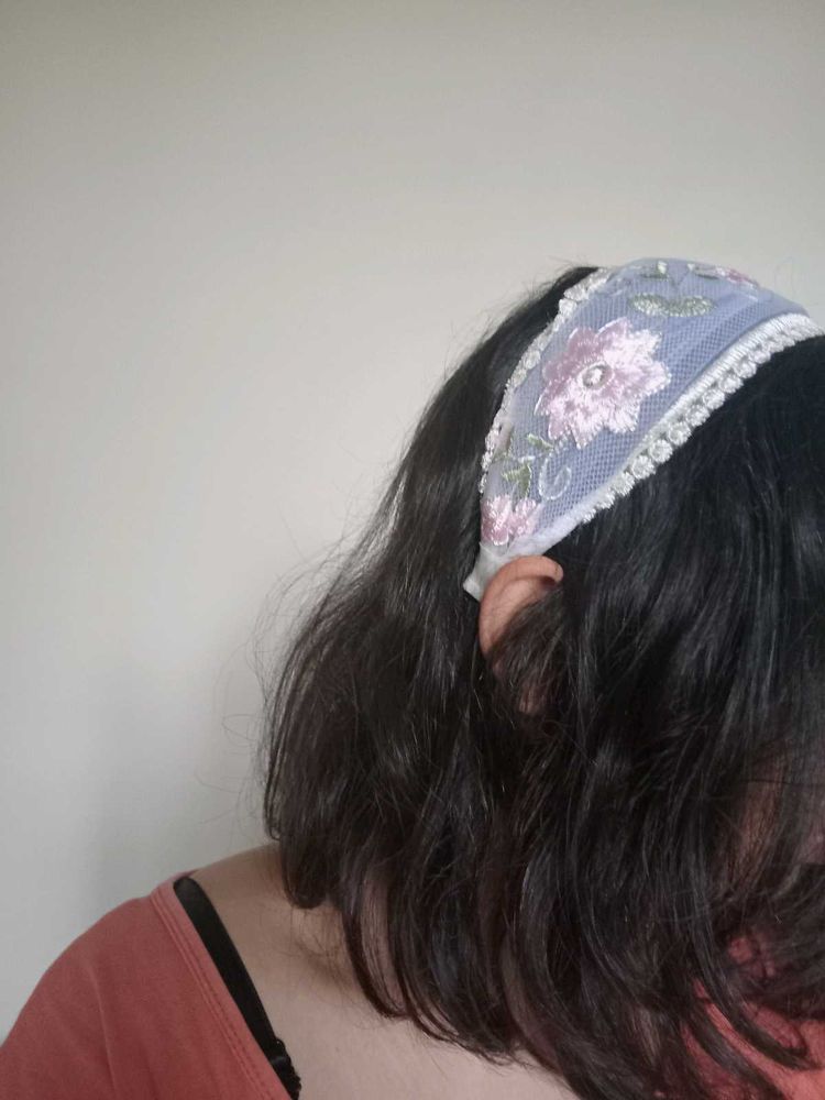 Embroidered Floral Headband