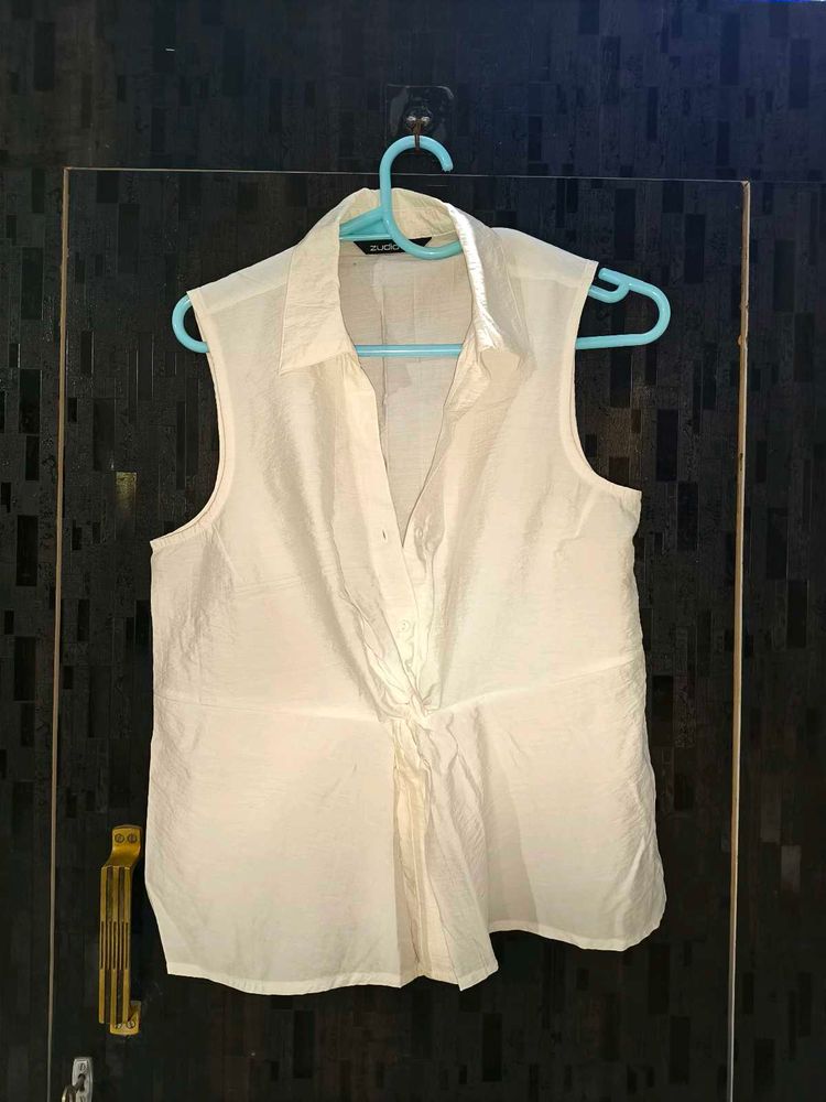 Sleeveless Twist Front Shirt
