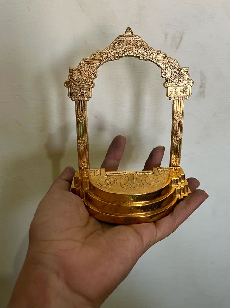 Gold colored Show piece