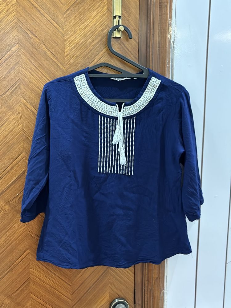 New H&amp;N Top
