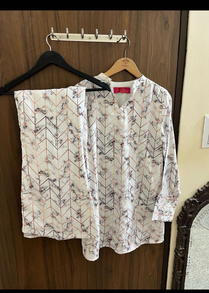 Stylish Printed Kurta with Pants Set