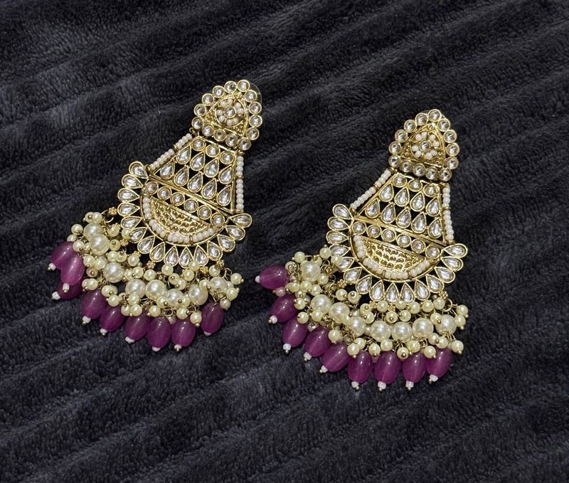 Elegant Gold &amp; Pearl Earrings