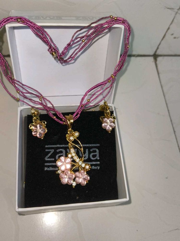 Pink Elegant Necklace Set