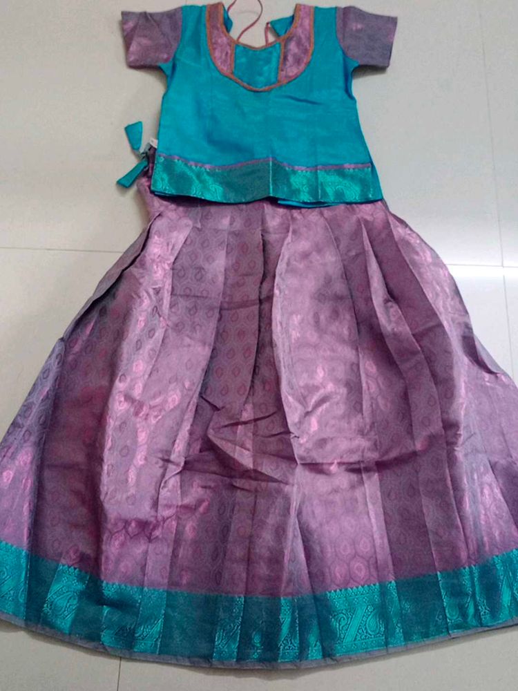 Girls' Ethnic Lehanga Choli Set