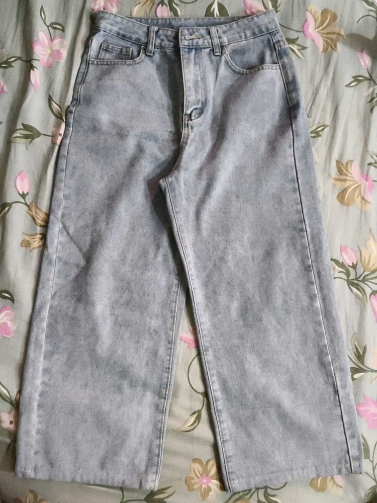 Light Wash Wide Leg Jeans