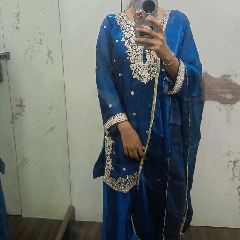 Elegant Blue Embroidered Kurta Set
