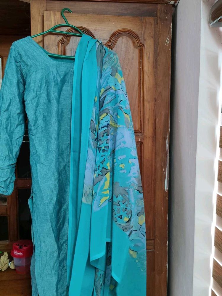 style blue salwar