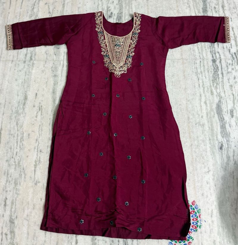 Elegant Maroon Embroidered Kurta