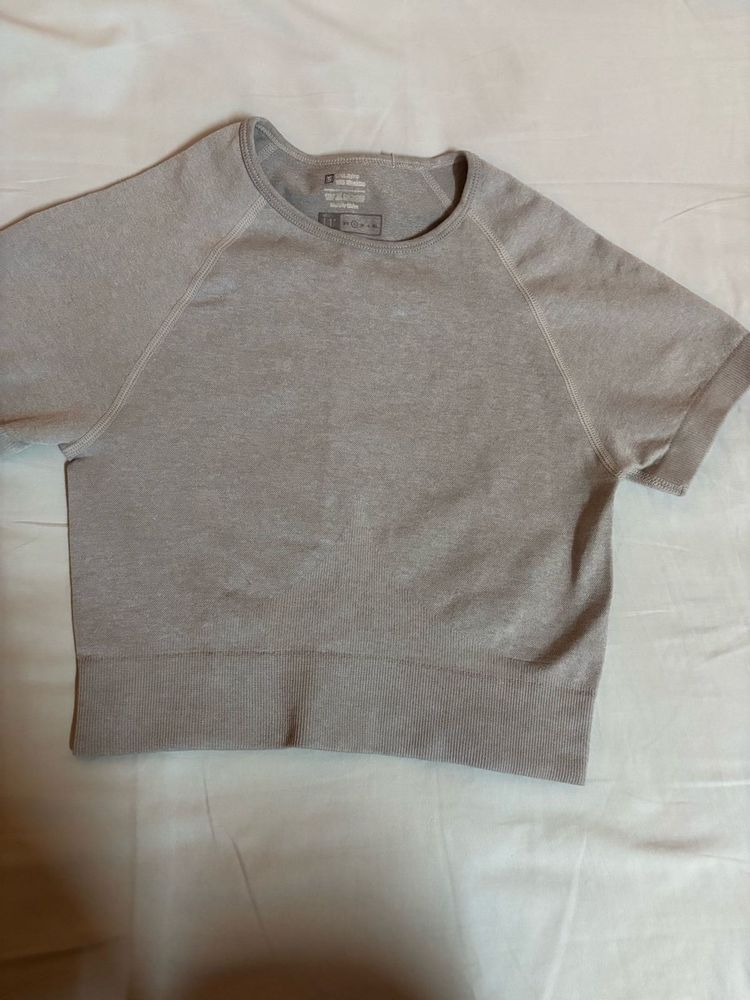 Women's Cropped Workout Top
