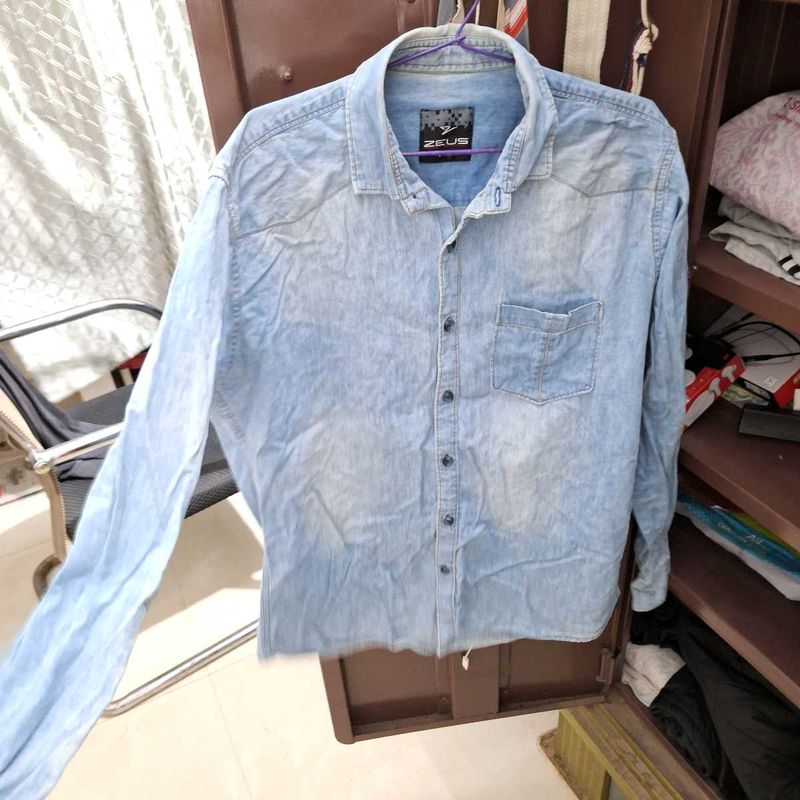 👕 Light Blue Casual Denim Shirt | Stylish &amp; Comfo