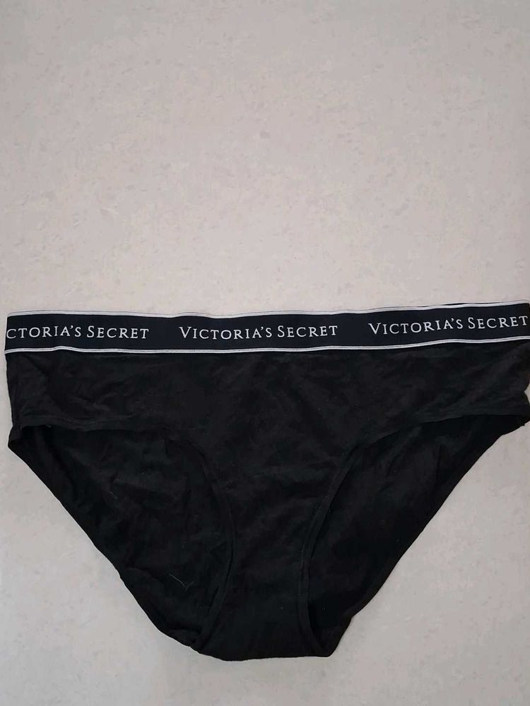 L Victoria's Secret Black Briefs