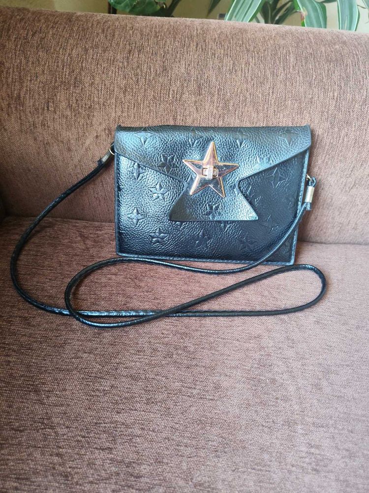 Chic Black Star Embellished phone/crossbody bag