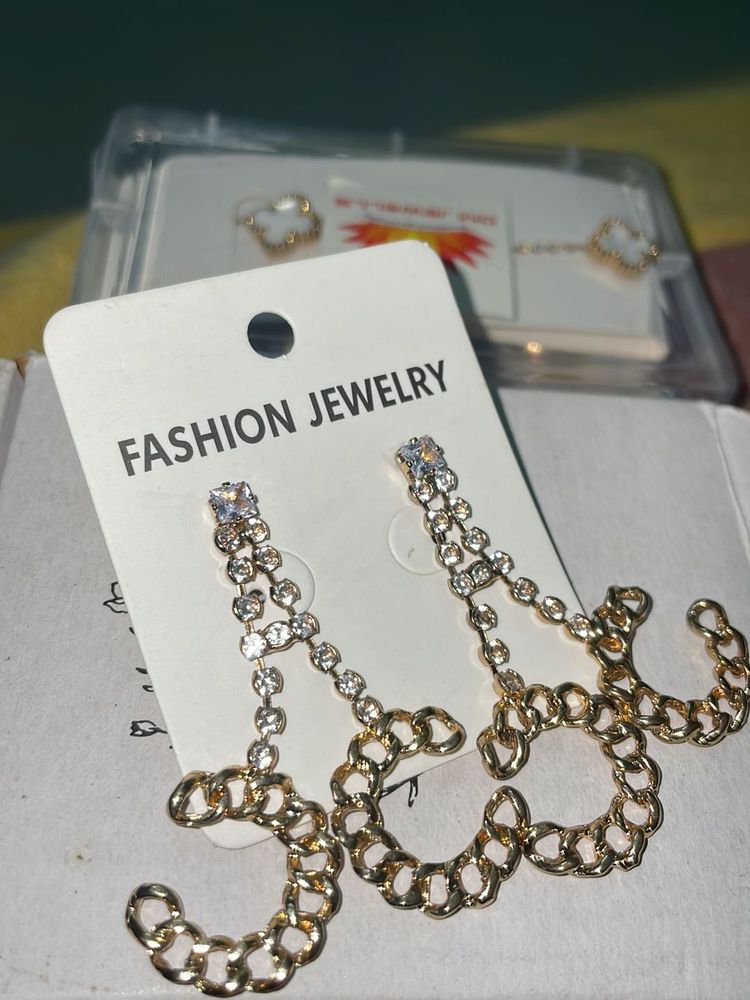 Dangling Chain Earrings