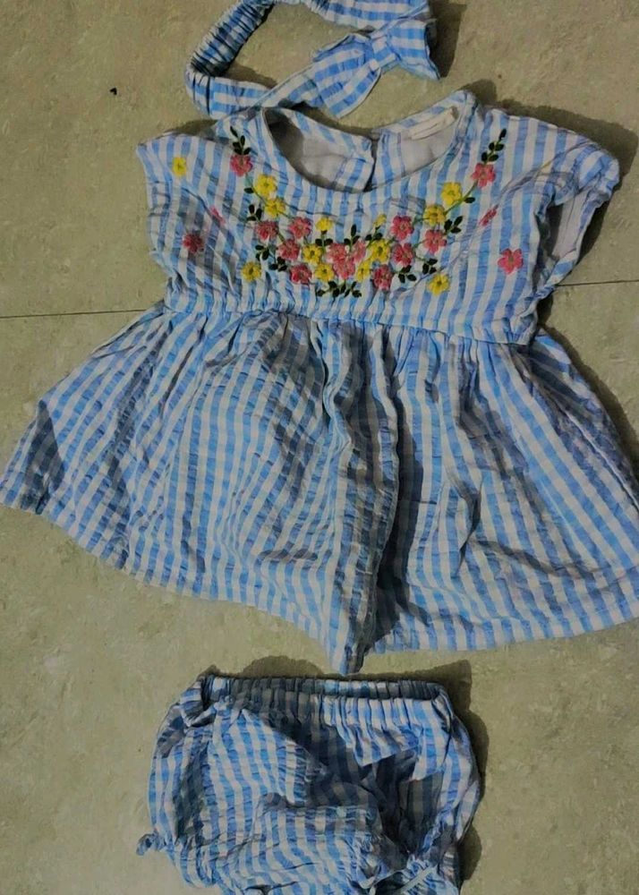 6 cloth Cute Gingham Baby Dress with Headband