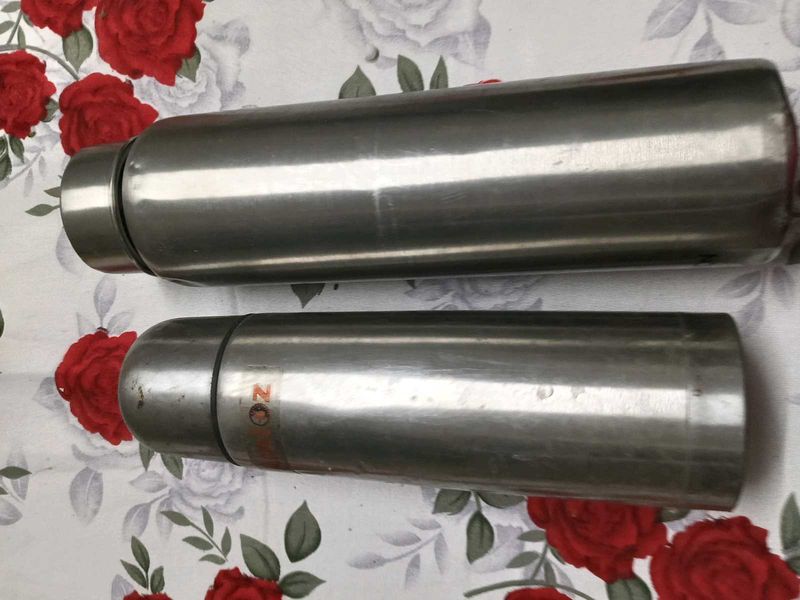 Set of Two Stainless Steel Thermoses