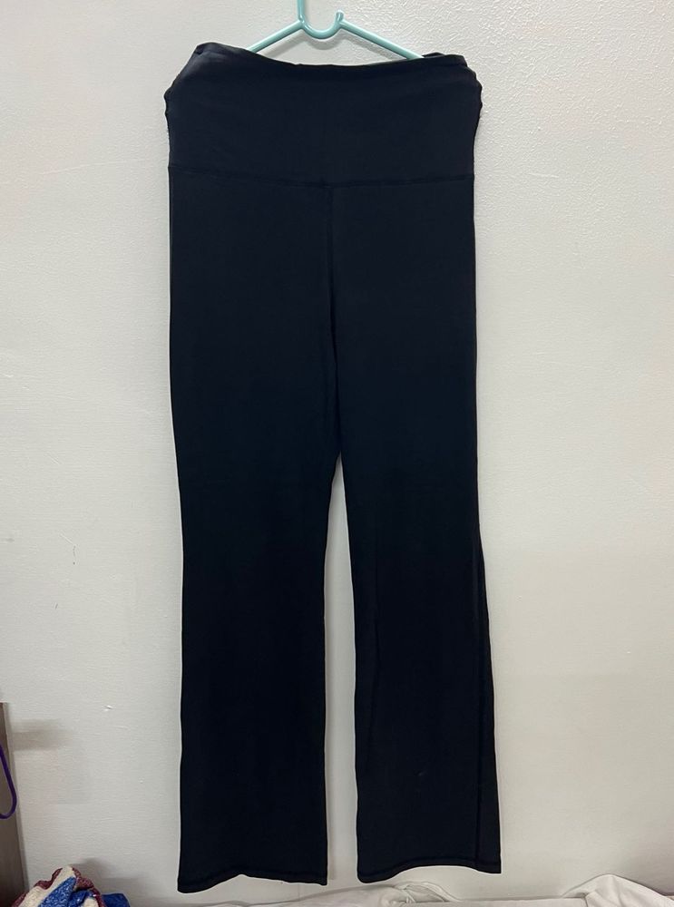 Black Flare Yoga Pants🐾