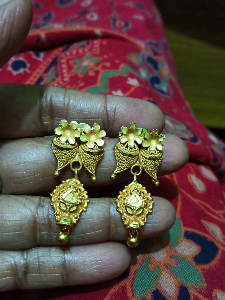 14k Micro Gold Plating.