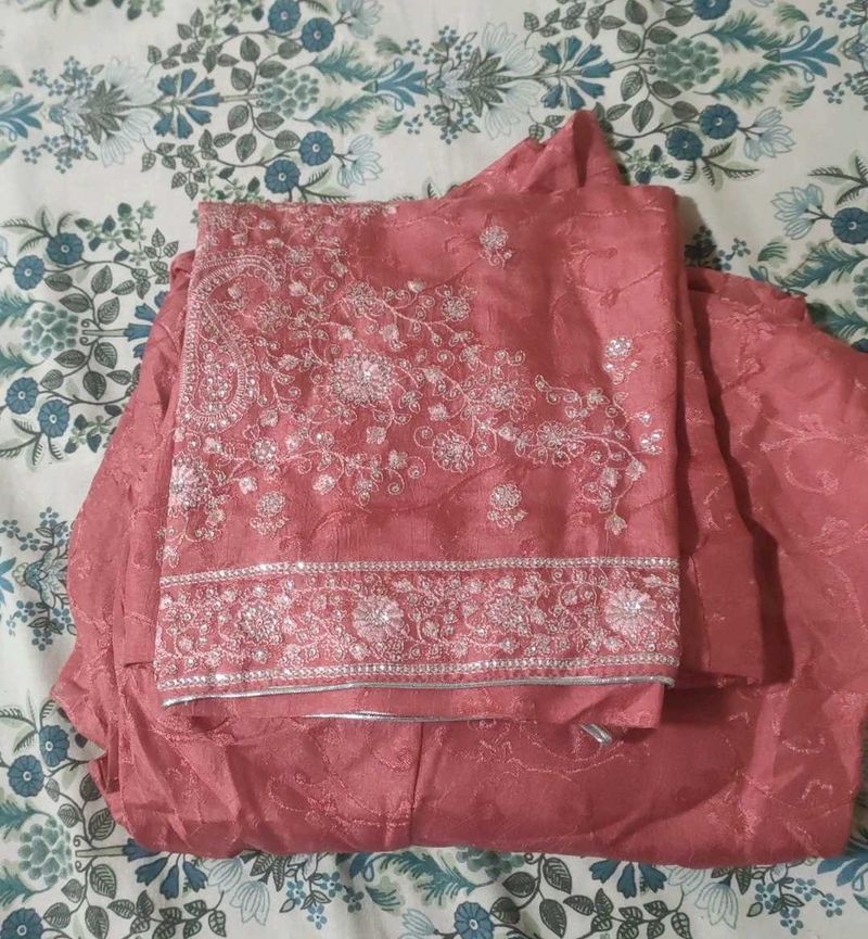 Beautiful Embroidered Kurta Set