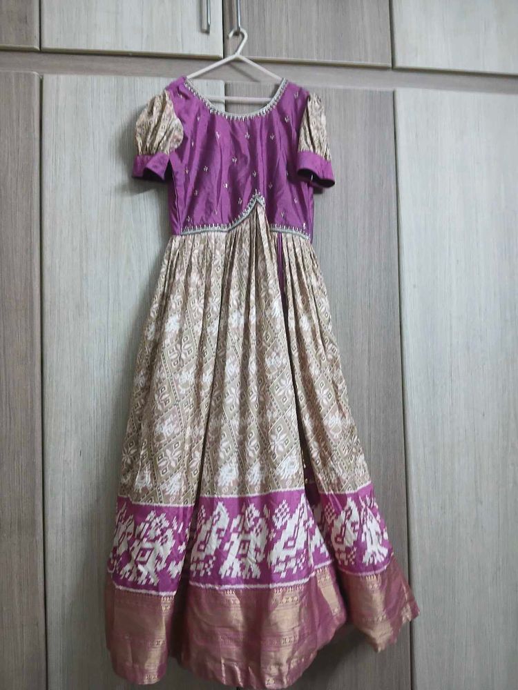 Beautiful EthnicGown 3pcset fixed price with can