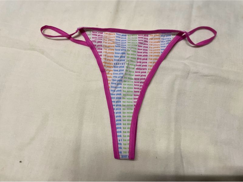 PiNK thong 💕