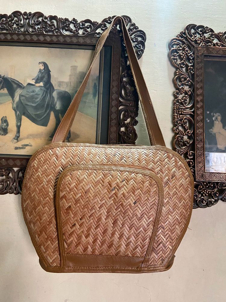 Vintage Bamboo Woven Shoulder Bag