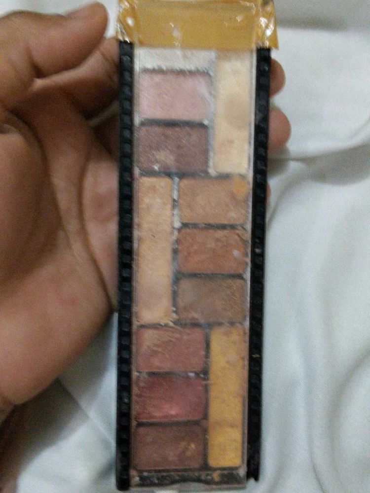 Versatile Eyeshadow Palette