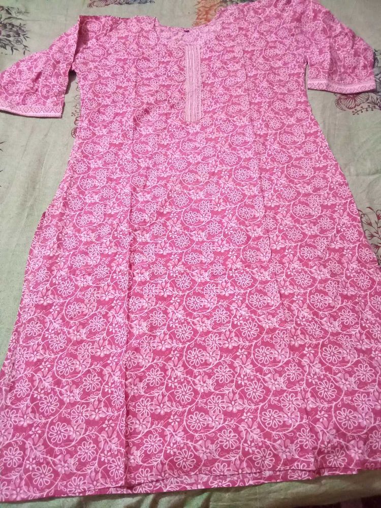 Pink Embroidered Cotton Kurta