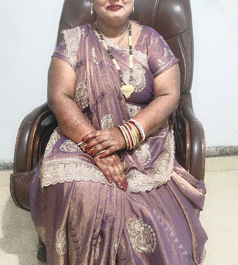 Elegant Purple Embroidered Saree
