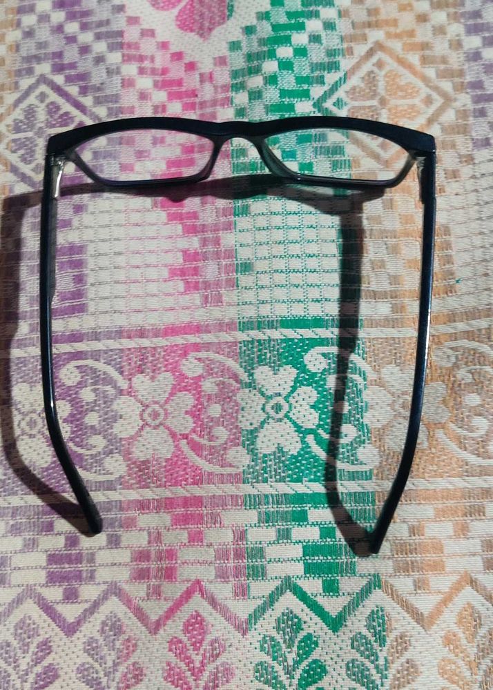 Stylish Black Eyeglasses