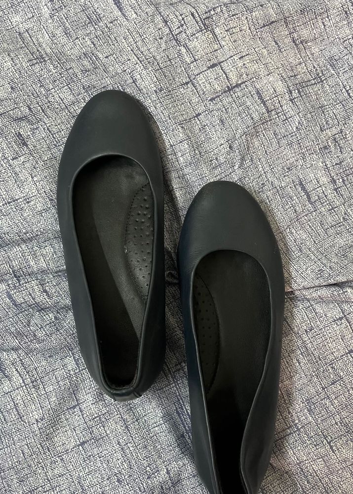 INDIGO CABIN SHOES