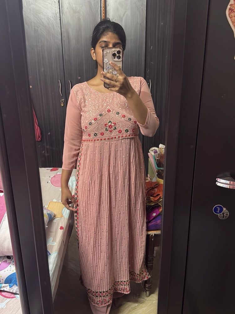 Elegant Pink Kurta Set
