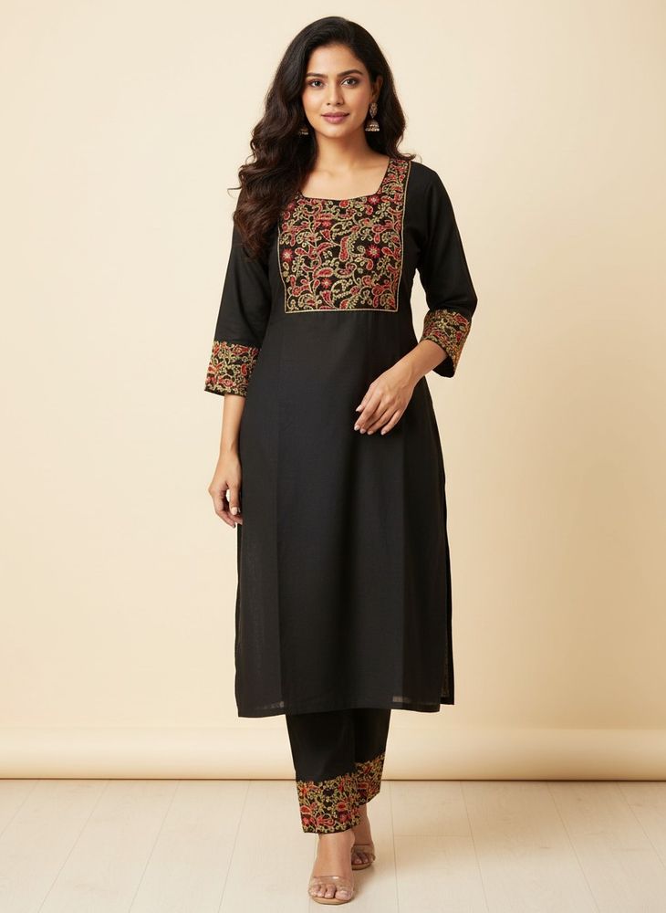 Black Kurta Set with Embroidery