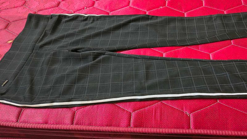 Classic Plaid Pants with Stripe Detail