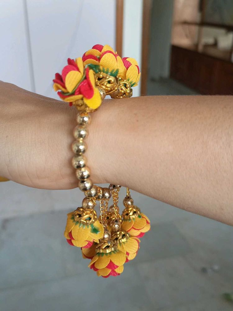 Floral Bracelet