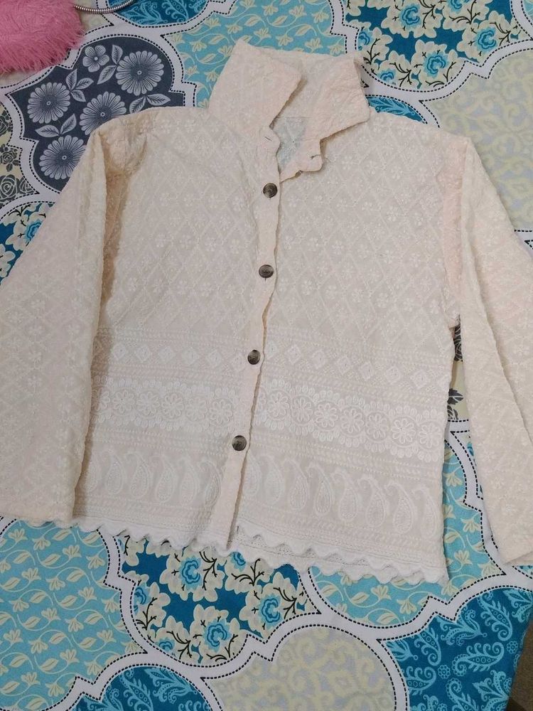 Elegant Cream Chikankari Kurta