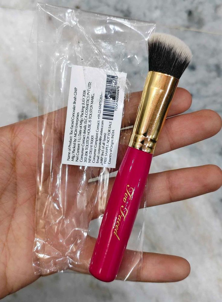 Too Faced Concealer Brush